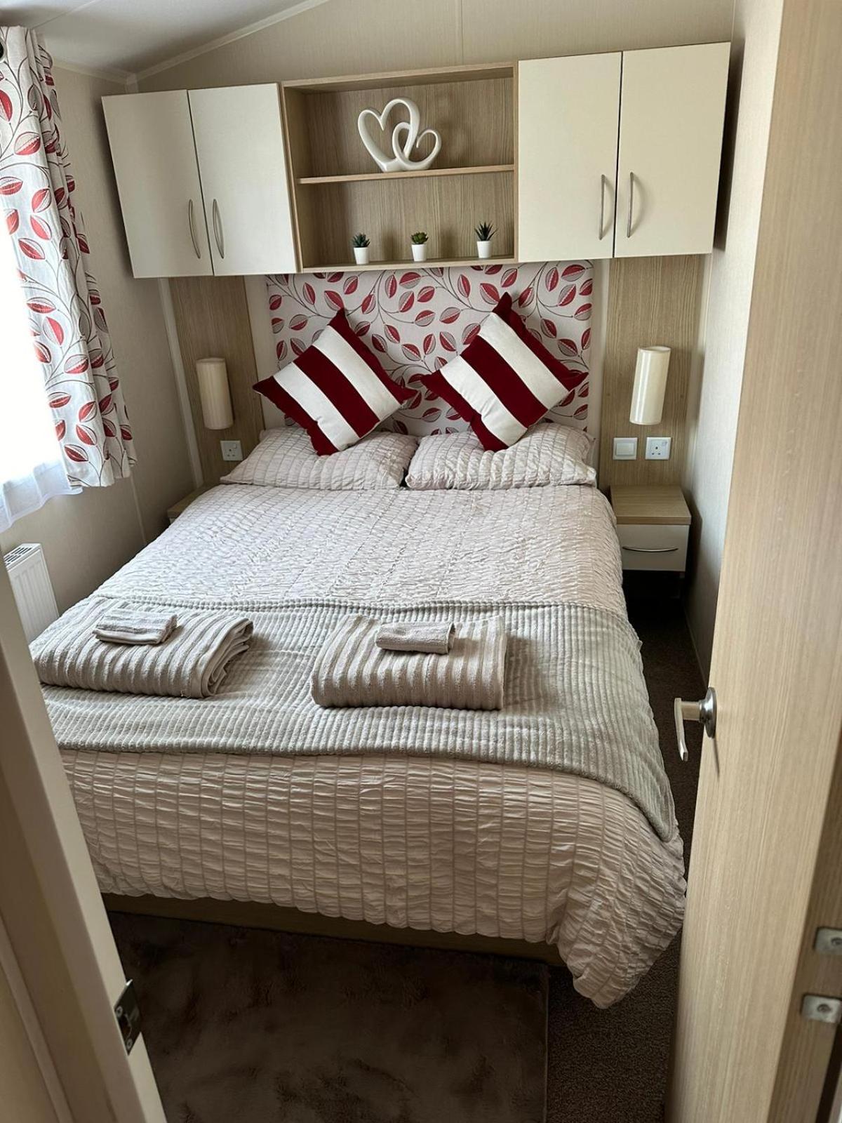 The Pixie Van Selsey Esterno foto